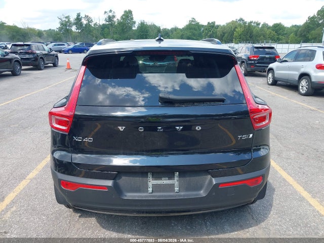 Aukcja sprzedaży 2022 Volvo Xc40 T5 R-design, vin: YV4162UM0N2661855, numer aukcji: 45777883