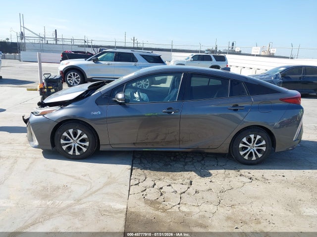 JTDKARFP1L3159501 Toyota Prius Prime Xle