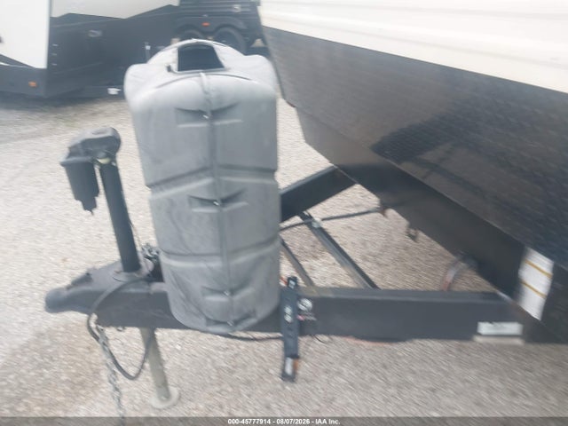 Forest River Avenger 2016 5ZT2AVVB9GB911101 Image 10