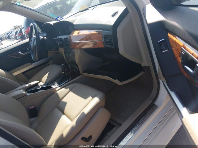 2010 Mercedes-benz Glk 350 მანქანა იყიდება აუქციონზე, vin: WDCGG5GB0AF415228, აუქციონის ნომერი: 45777918