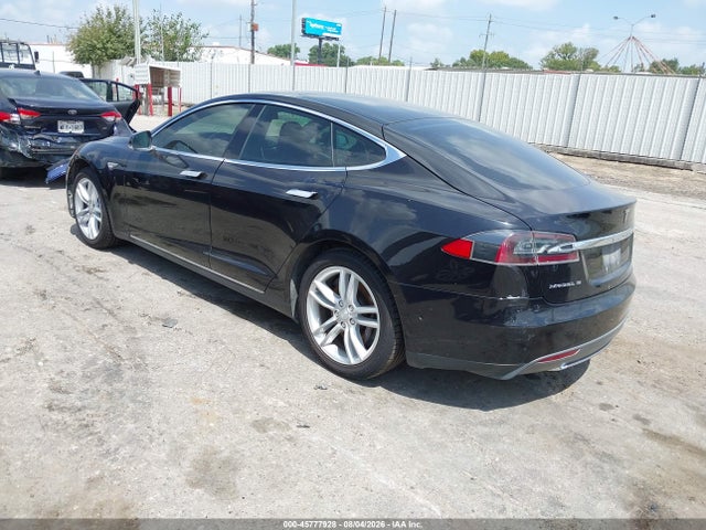Продаж на аукціоні авто 2015 Tesla Model S 60/70/85, vin: 5YJSA1E1XFF103031, номер лоту: 45777928