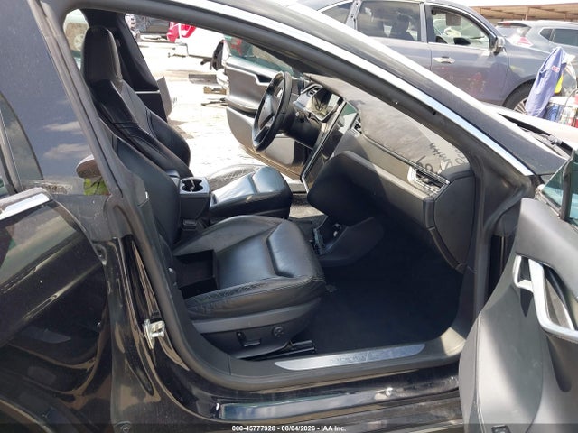 Продаж на аукціоні авто 2015 Tesla Model S 60/70/85, vin: 5YJSA1E1XFF103031, номер лоту: 45777928