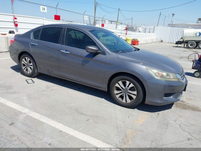 2014 1HGCR2F35EA102980 main image
