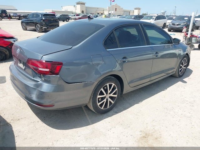3VWDB7AJXHM371653 Volkswagen Jetta 1.4t Se