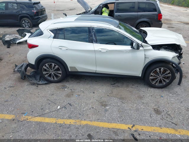 2017 Infiniti Qx30 Premium მანქანა იყიდება აუქციონზე, vin: SJKCH5CR4HA023071, აუქციონის ნომერი: 45778008