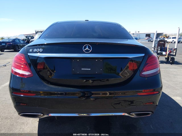 WDDZF4JB2JA304736 Mercedes-Benz E 300