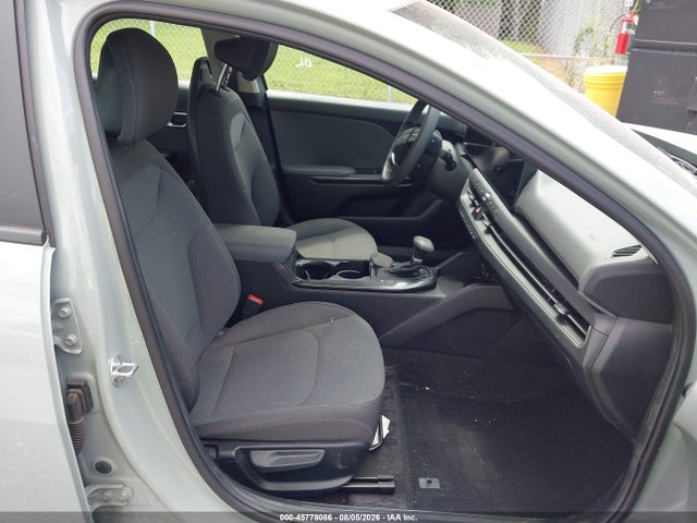 45778086 :رقم المزاد ، 3KPFT4DE8SE027732 vin ، 2025 Kia K4 Lxs مزاد بيع