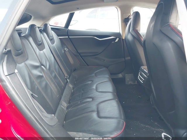 45778097 :رقم المزاد ، 5YJSA1DP6DFP15441 vin ، 2013 Tesla Model S Performance مزاد بيع