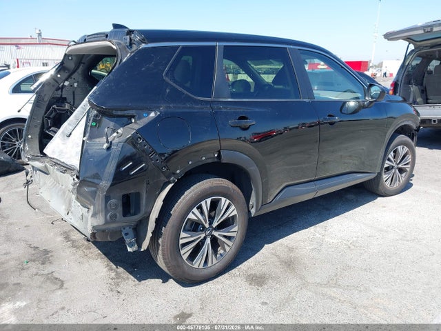 JN8BT3BAXPW422599 Nissan Rogue Sv Fwd