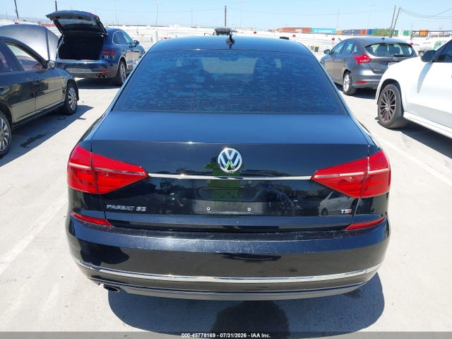 1VWBT7A32GC010441 Volkswagen Passat 1.8t Se