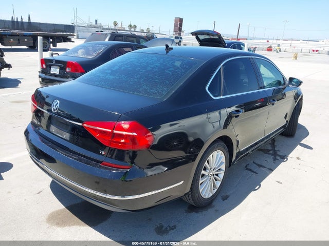 1VWBT7A32GC010441 Volkswagen Passat 1.8t Se