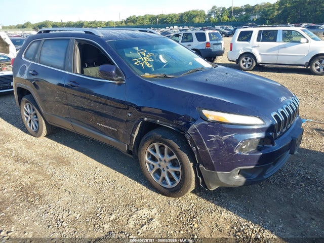 45778191 :رقم المزاد ، 1C4PJMCS2FW686399 vin ، 2015 Jeep Cherokee Latitude مزاد بيع