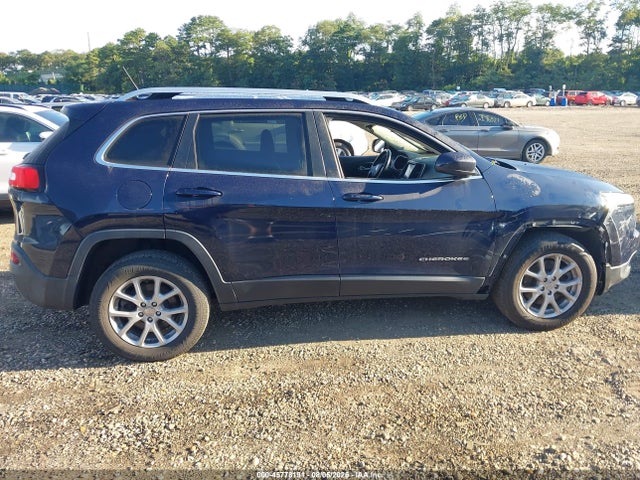 45778191 :رقم المزاد ، 1C4PJMCS2FW686399 vin ، 2015 Jeep Cherokee Latitude مزاد بيع