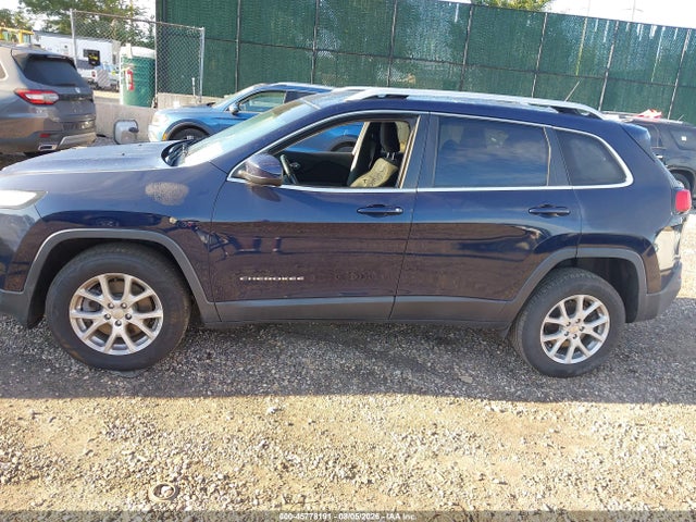 45778191 :رقم المزاد ، 1C4PJMCS2FW686399 vin ، 2015 Jeep Cherokee Latitude مزاد بيع