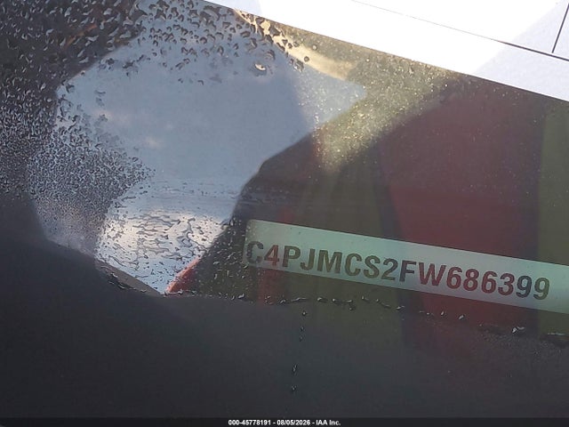 45778191 :رقم المزاد ، 1C4PJMCS2FW686399 vin ، 2015 Jeep Cherokee Latitude مزاد بيع
