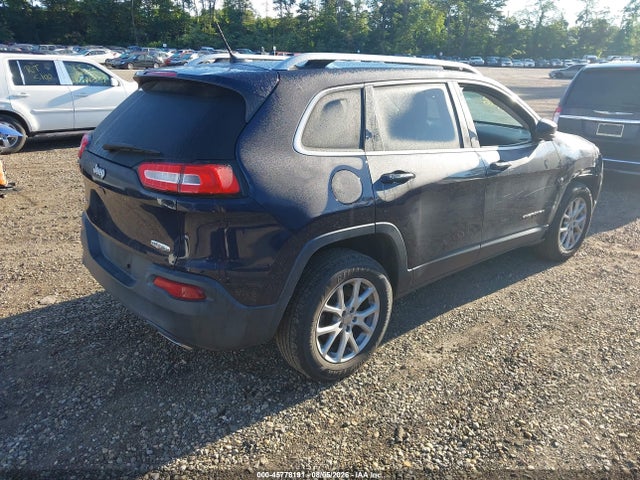 45778191 :رقم المزاد ، 1C4PJMCS2FW686399 vin ، 2015 Jeep Cherokee Latitude مزاد بيع