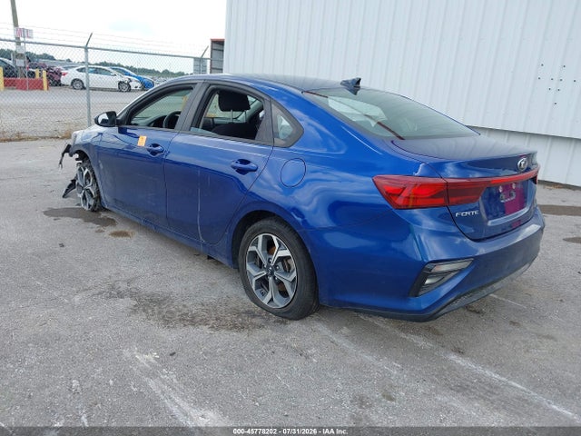 2021 Kia Forte Lxs მანქანა იყიდება აუქციონზე, vin: 3KPF24AD8ME343777, აუქციონის ნომერი: 45778202