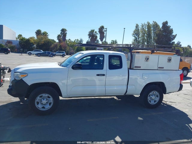 5TFRX5GN4HX077328 Toyota Tacoma Sr