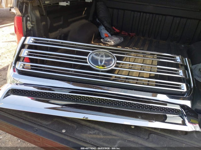 5TFAY5F14KX781478 Toyota Tundra 1794 5.7l V8