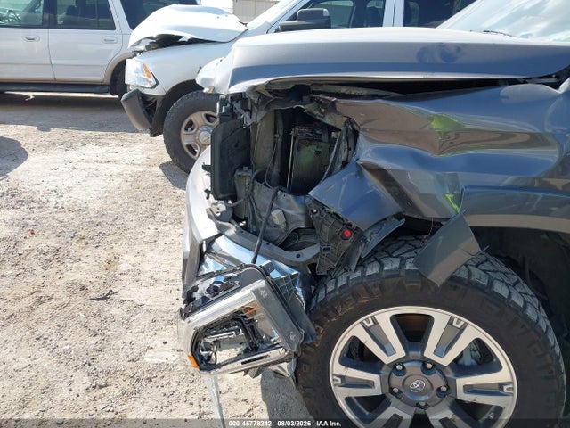 5TFAY5F14KX781478 Toyota Tundra 1794 5.7l V8