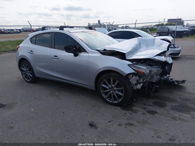 Продаж на аукціоні авто 2018 Mazda Mazda3 Touring, vin: 3MZBN1L38JM202778, номер лоту: 45778306