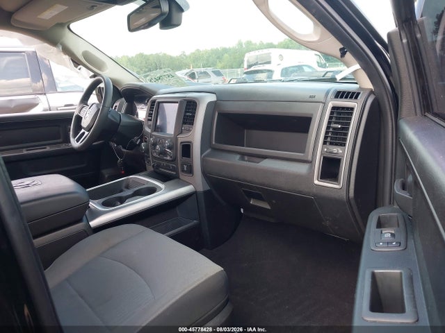 Продаж на аукціоні авто 2022 Ram 1500 Classic Express  4x4 5'7 Box, vin: 1C6RR7KT7NS153376, номер лоту: 45778428