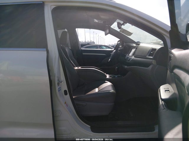 Продаж на аукціоні авто 2014 Toyota Highlander Xle V6, vin: 5TDKKRFH5ES025467, номер лоту: 45778598