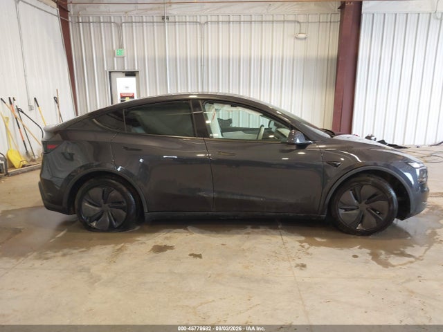 Tesla Model Y 2026 7SAYGDEE8TF416414 Image 13