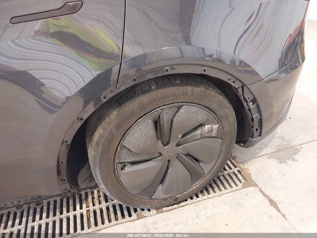 Tesla Model Y 2026 7SAYGDEE8TF416414 Image 6