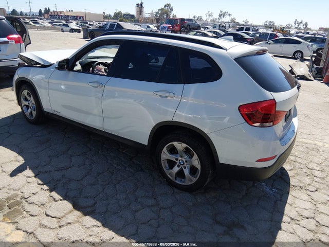 WBAVM1C56FV498995 BMW X1 Sdrive28i