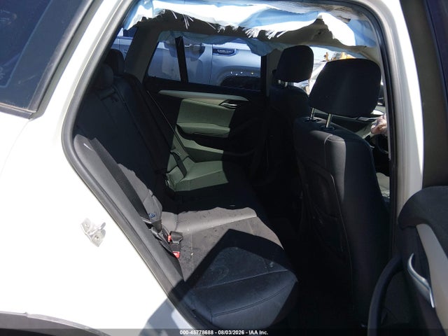 WBAVM1C56FV498995 BMW X1 Sdrive28i