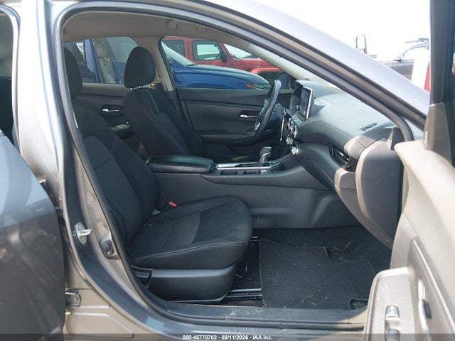 45778762 :رقم المزاد ، 3N1AB8CV0MY250647 vin ، 2021 Nissan Sentra Sv Xtronic Cvt مزاد بيع