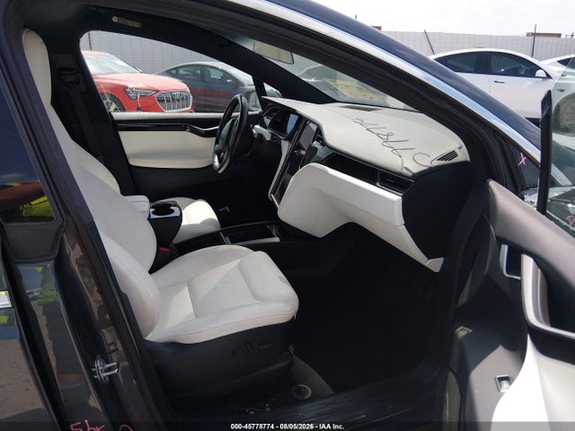 2020 Tesla Model X Long Range Dual Motor All-wheel Drive/long Range Plus Dual Motor All-wheel Drive მანქანა იყიდება აუქციონზე, vin: 5YJXCBE27LF239014, აუქციონის ნომერი: 45778774