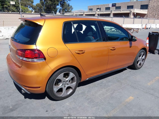 2010 Volkswagen Gti 4-door მანქანა იყიდება აუქციონზე, vin: WVWGV7AJ7AW313724, აუქციონის ნომერი: 45778779