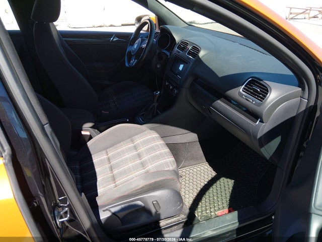 2010 Volkswagen Gti 4-door მანქანა იყიდება აუქციონზე, vin: WVWGV7AJ7AW313724, აუქციონის ნომერი: 45778779
