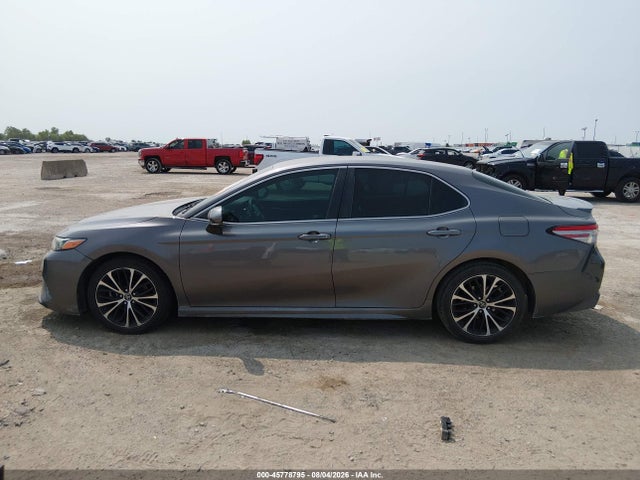 2018 Toyota Camry Se მანქანა იყიდება აუქციონზე, vin: 4T1B11HK1JU556986, აუქციონის ნომერი: 45778795
