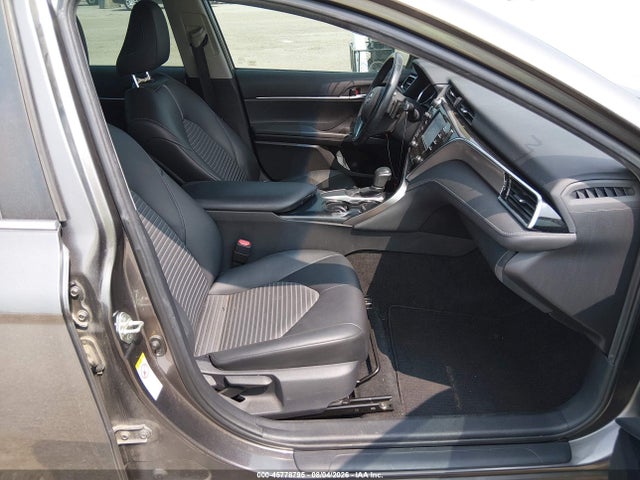 2018 Toyota Camry Se მანქანა იყიდება აუქციონზე, vin: 4T1B11HK1JU556986, აუქციონის ნომერი: 45778795