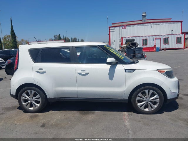 KIA SOUL + 2015 KNDJP3A56F7159634 Image 13