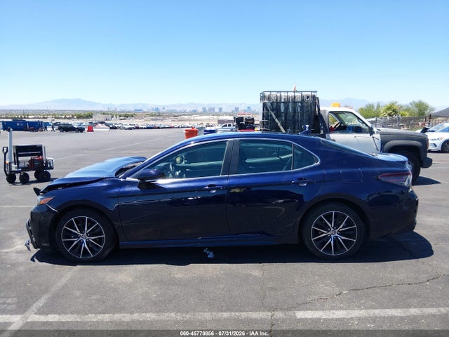 45778856 :رقم المزاد ، 4T1G11AK4NU658577 vin ، 2022 Toyota Camry Se مزاد بيع