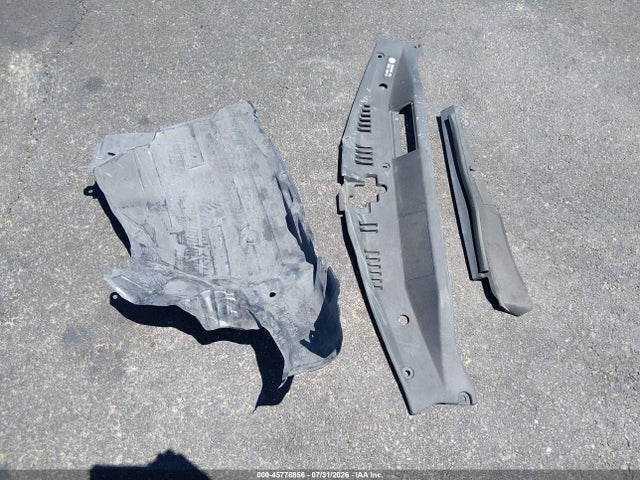 45778856 :رقم المزاد ، 4T1G11AK4NU658577 vin ، 2022 Toyota Camry Se مزاد بيع