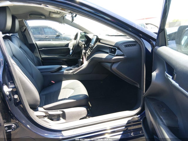 45778856 :رقم المزاد ، 4T1G11AK4NU658577 vin ، 2022 Toyota Camry Se مزاد بيع