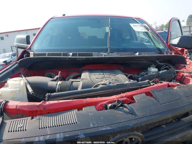 5TFDY5F15EX324308 Toyota Tundra Sr5 5.7l V8
