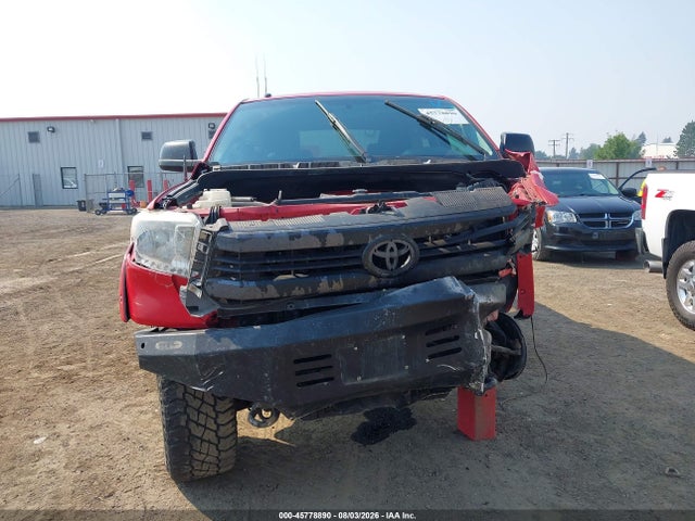 5TFDY5F15EX324308 Toyota Tundra Sr5 5.7l V8