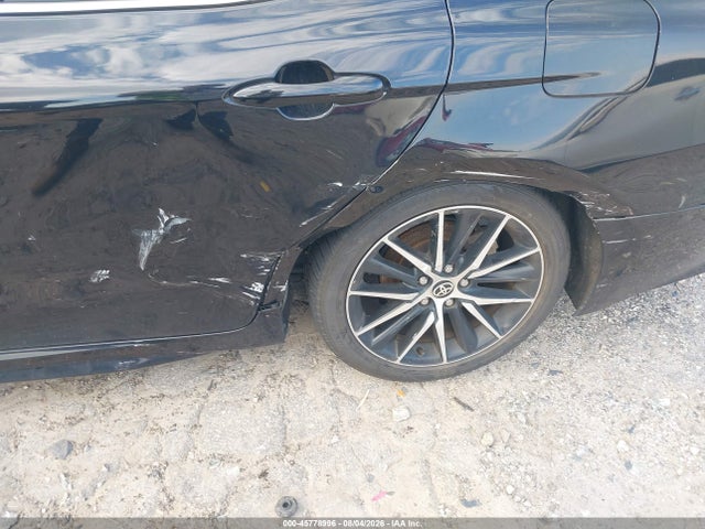 45778996 :رقم المزاد ، 4T1G11AK8MU432864 vin ، 2021 Toyota Camry Se مزاد بيع