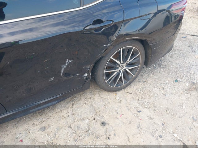45778996 :رقم المزاد ، 4T1G11AK8MU432864 vin ، 2021 Toyota Camry Se مزاد بيع