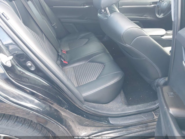 45778996 :رقم المزاد ، 4T1G11AK8MU432864 vin ، 2021 Toyota Camry Se مزاد بيع
