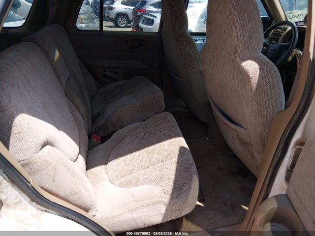 45779002 :رقم المزاد ، 1GKDT13W1X2534562 vin ، 1999 Gmc Jimmy Sle مزاد بيع