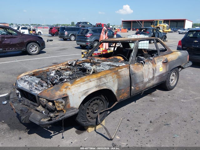 45779054 :رقم المزاد ، WDBBA45C3FA019773 vin ، 1985 Mercedes-benz 380 Sl مزاد بيع