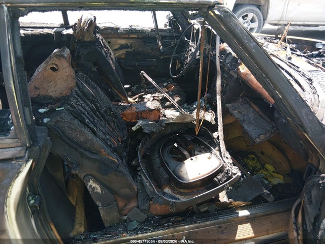 45779054 :رقم المزاد ، WDBBA45C3FA019773 vin ، 1985 Mercedes-benz 380 Sl مزاد بيع