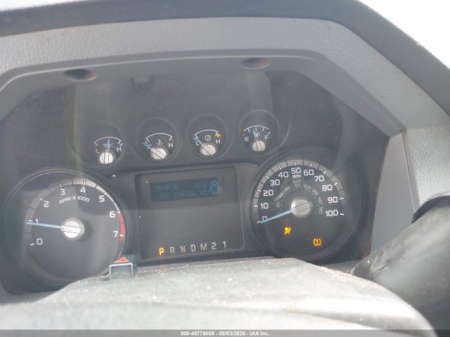 45779059 :رقم المزاد ، 1FT7W2B66FEC70209 vin ، 2015 Ford F-250 Xl مزاد بيع